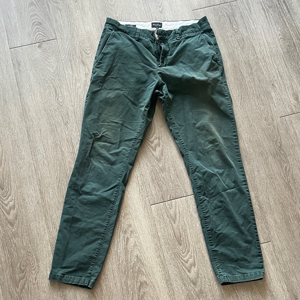 Frank & Oak Forest Green Chinos